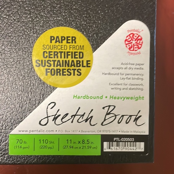 NWT Pentalic sketch book. In excellent condition. Made from sustainable forests. - Picture 2 of 13